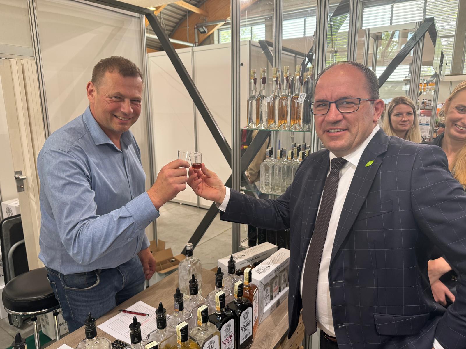Pro úspěch Czech National Spirits Competition je klíčové obklopit se těmi správnými lidmi