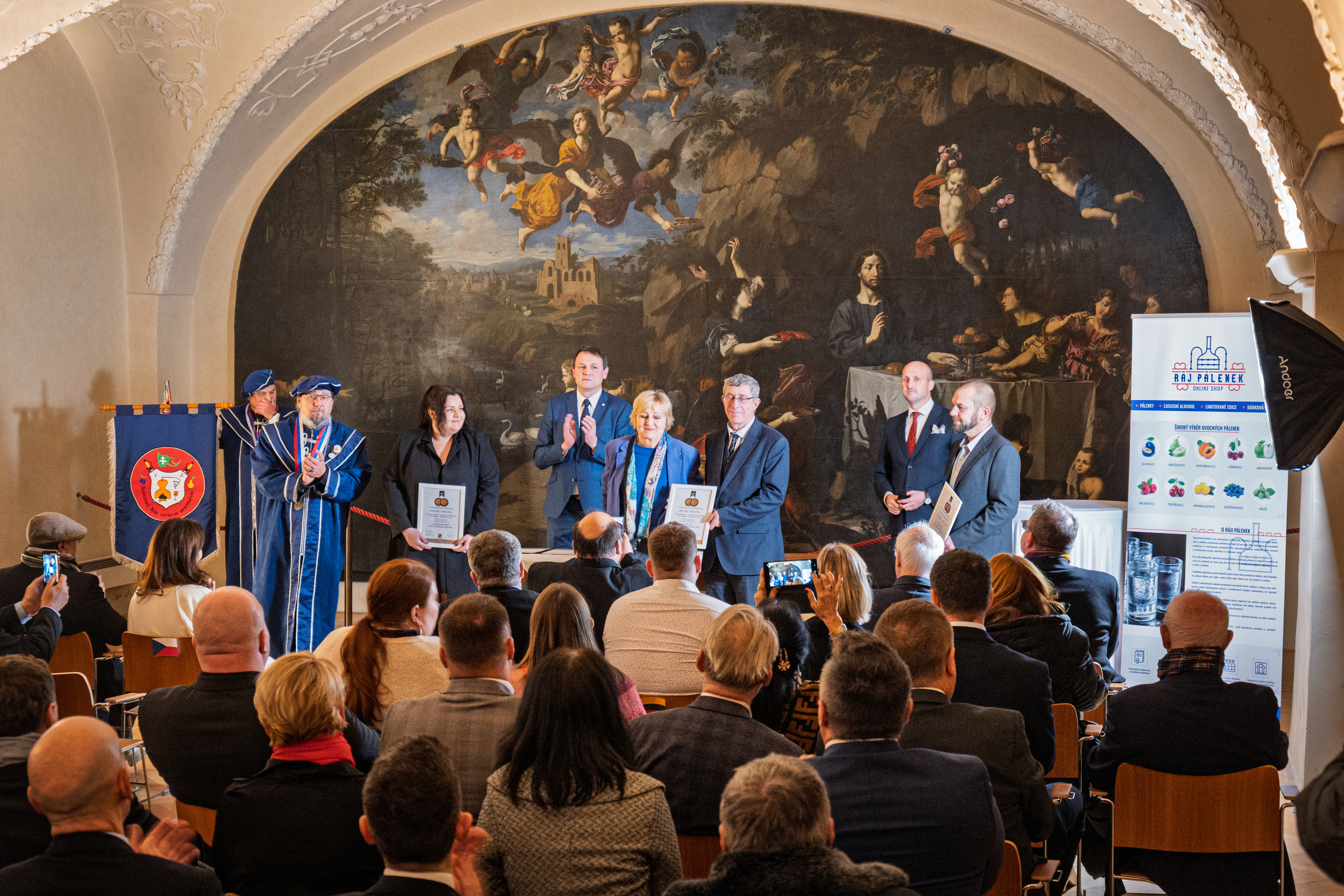 TOP 5 českých pálenek podle CNSC. Ocenění nejlepších destilátů sezóny 2025